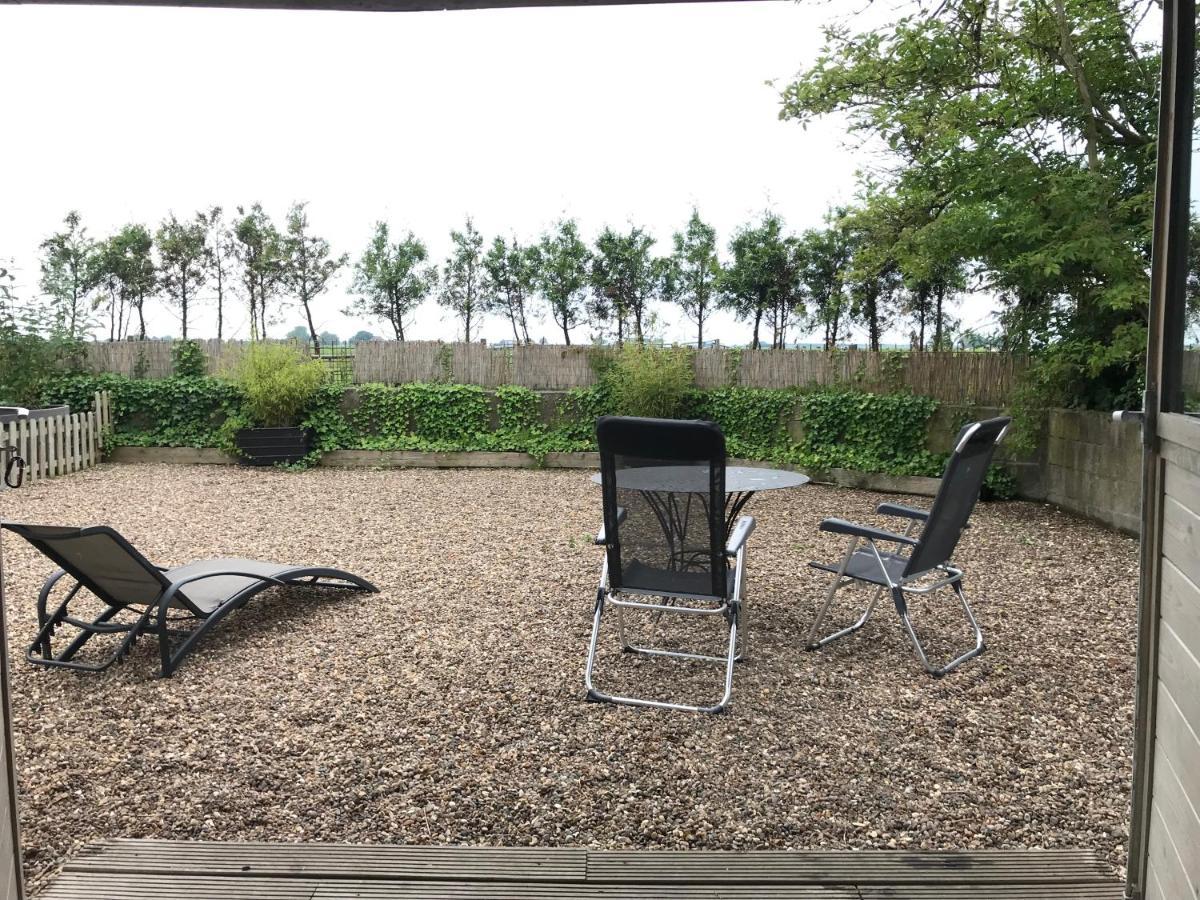 Logeerboerderij De Salix Villa Hitzum Dış mekan fotoğraf