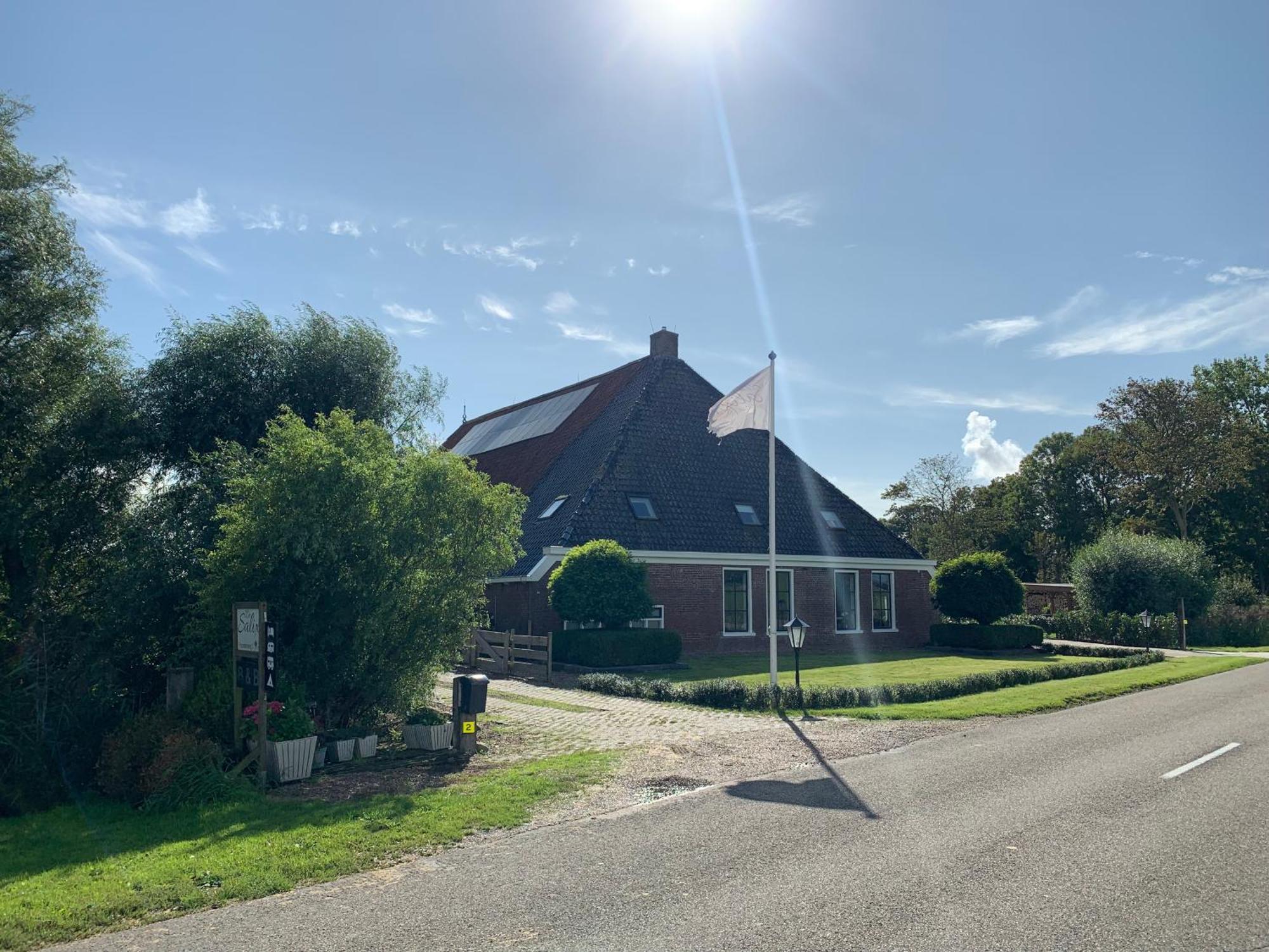 Logeerboerderij De Salix Villa Hitzum Dış mekan fotoğraf